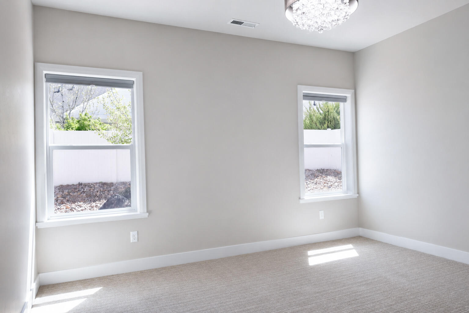 94 North Windsor Road Cedar City, UT 84720 - Photo 25 of 57 Primary Bedroom