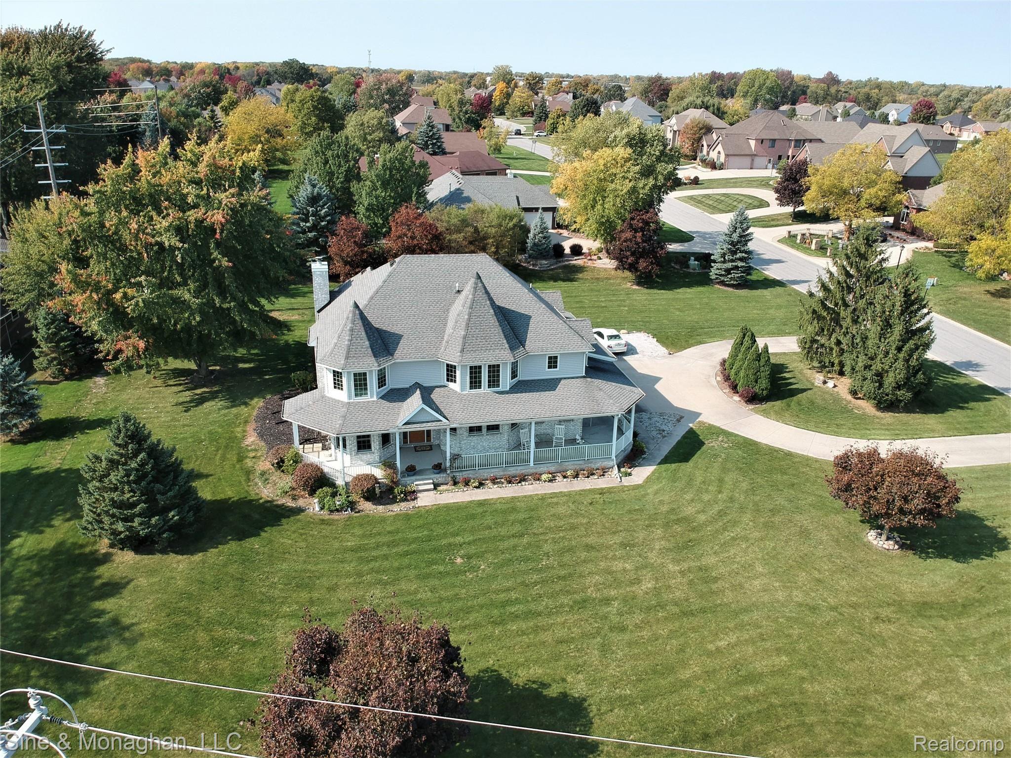 2402 River Road St. Clair, MI 48079 - Photo 5 of 66 DJI_0195.JPG