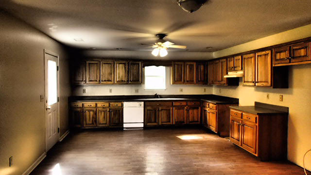 361 Maple Branch Road Signal Mountain, TN 37377 - Photo 8 of 16 Kitchen