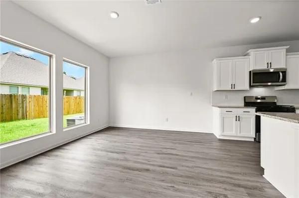 $320,900 | 40191 Hastings Court, Ponchatoula, LA 70454