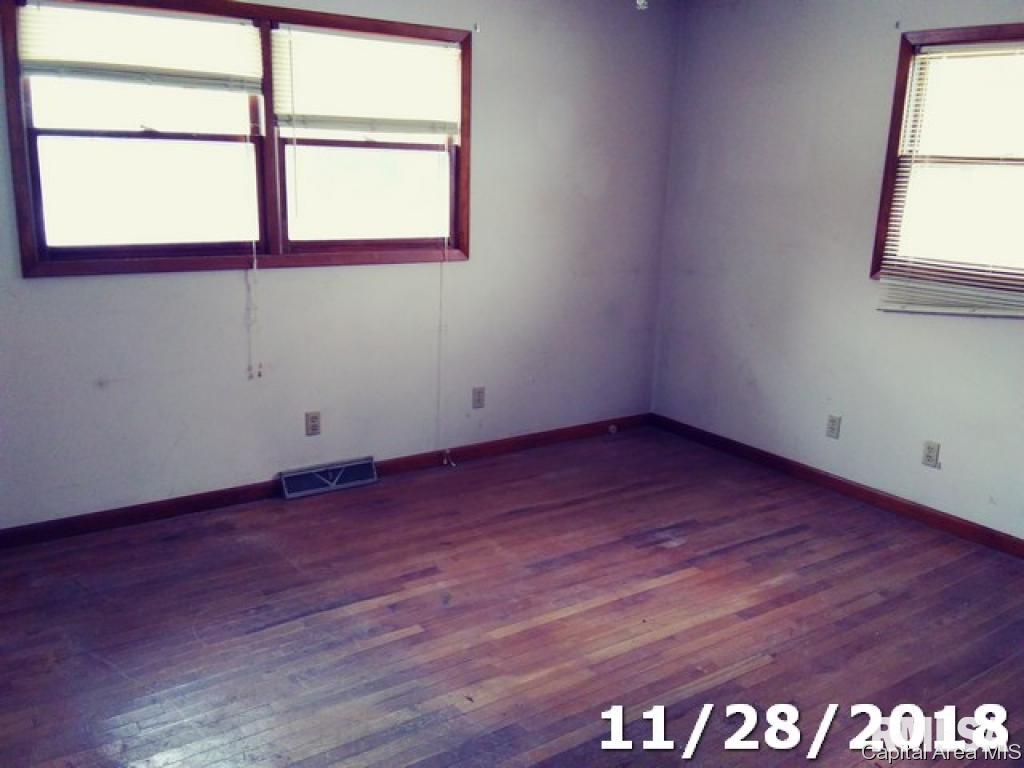 3516 Vigal Road Pawnee, IL 62558 - Photo 4 of 7