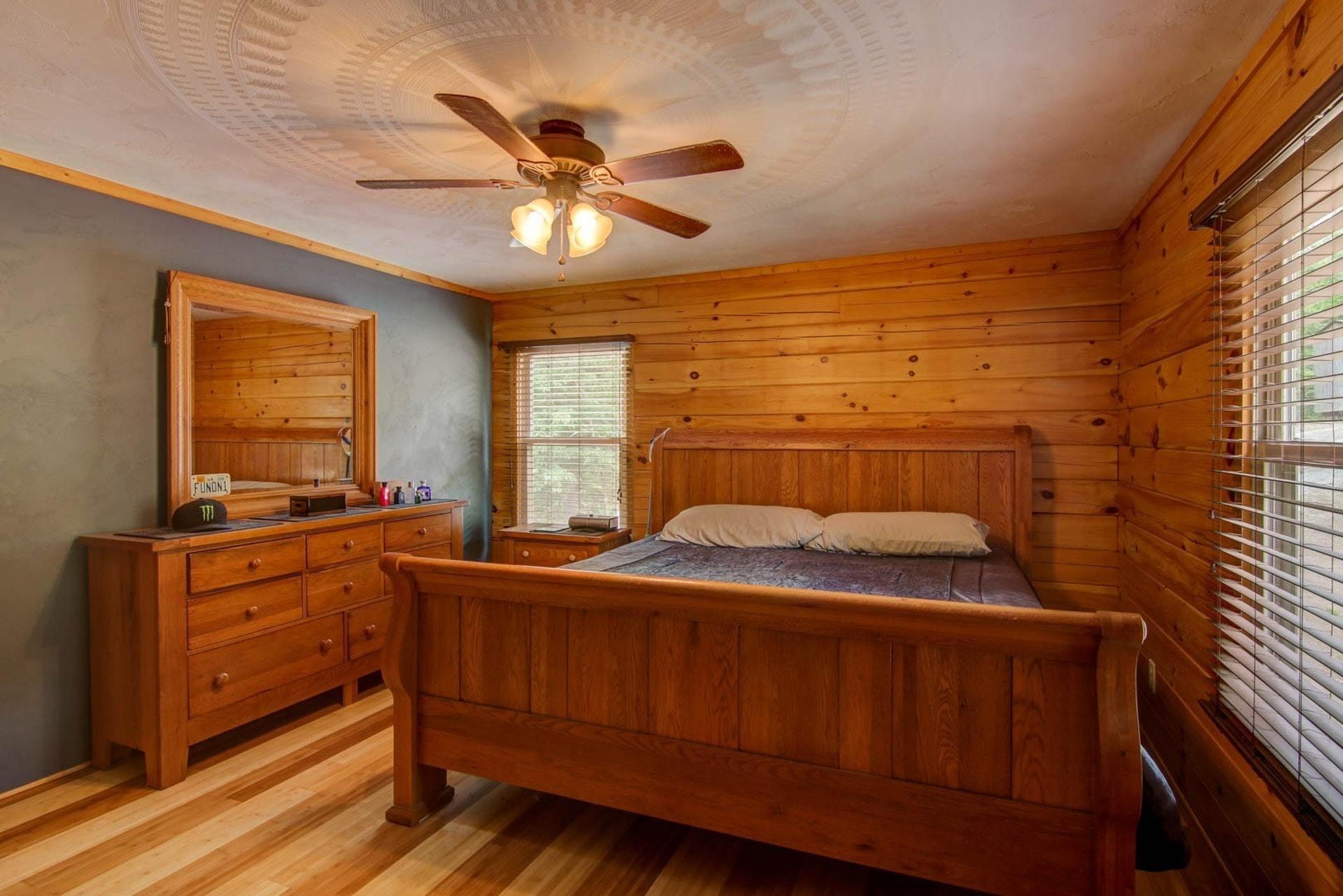 858 Mount Chestnut Road New Castle, VA 24127 - Photo 15 of 32 015-275905-0531208-34_6482537