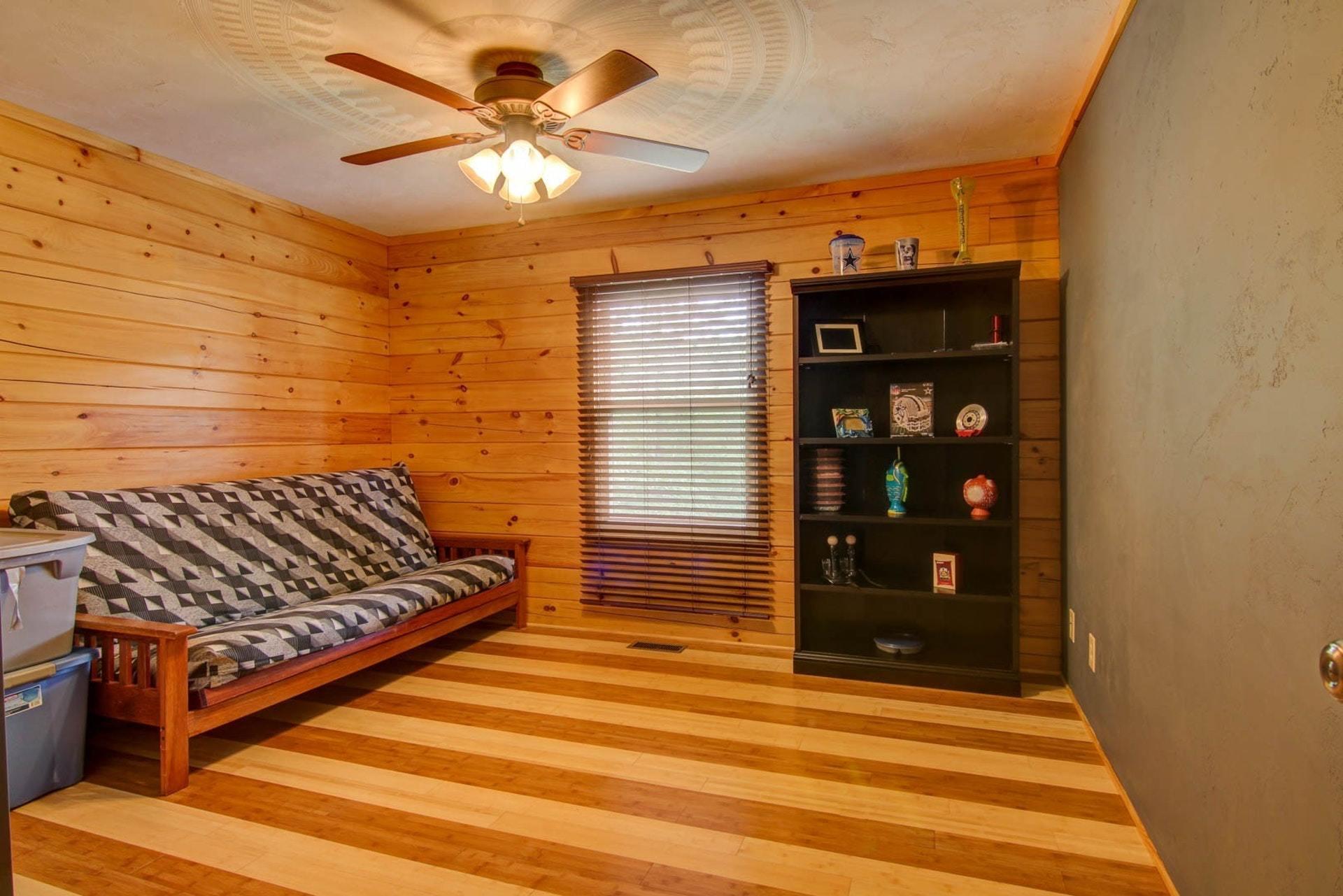 858 Mount Chestnut Road New Castle, VA 24127 - Photo 20 of 32 020-275905-0531208-44_6482545