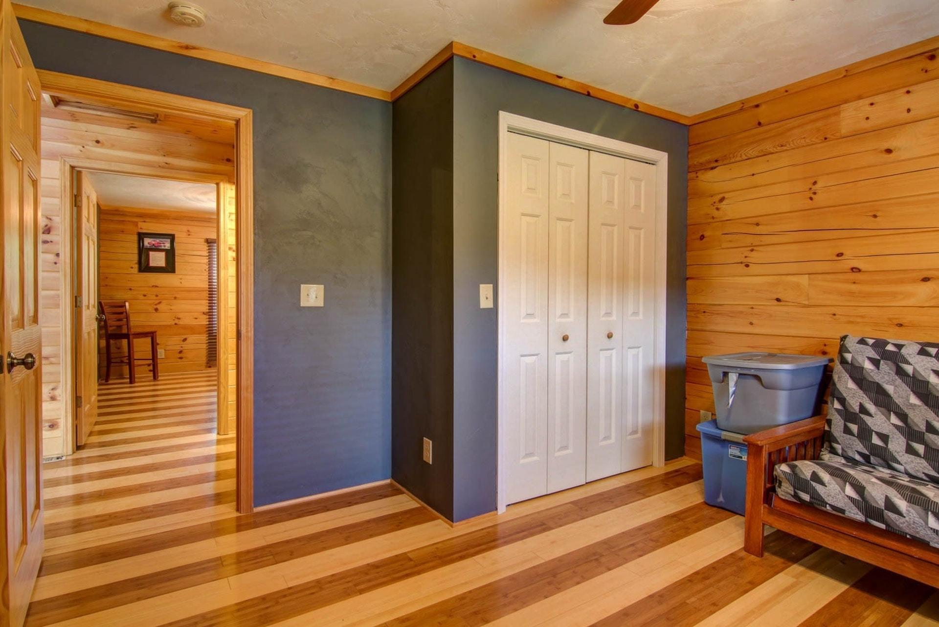 858 Mount Chestnut Road New Castle, VA 24127 - Photo 21 of 32 021-275905-0531208-45_6482546