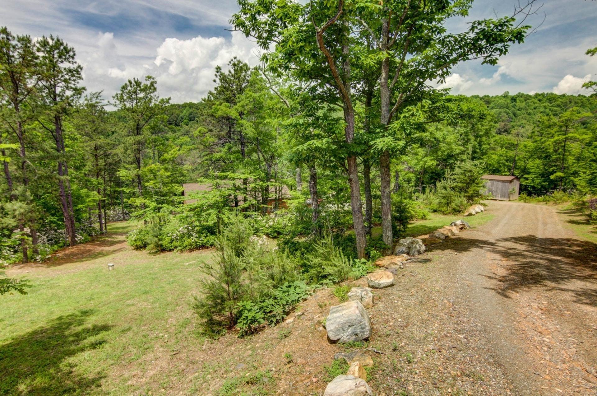 858 Mount Chestnut Road New Castle, VA 24127 - Photo 29 of 32 029-275905-0531208-64_6482559