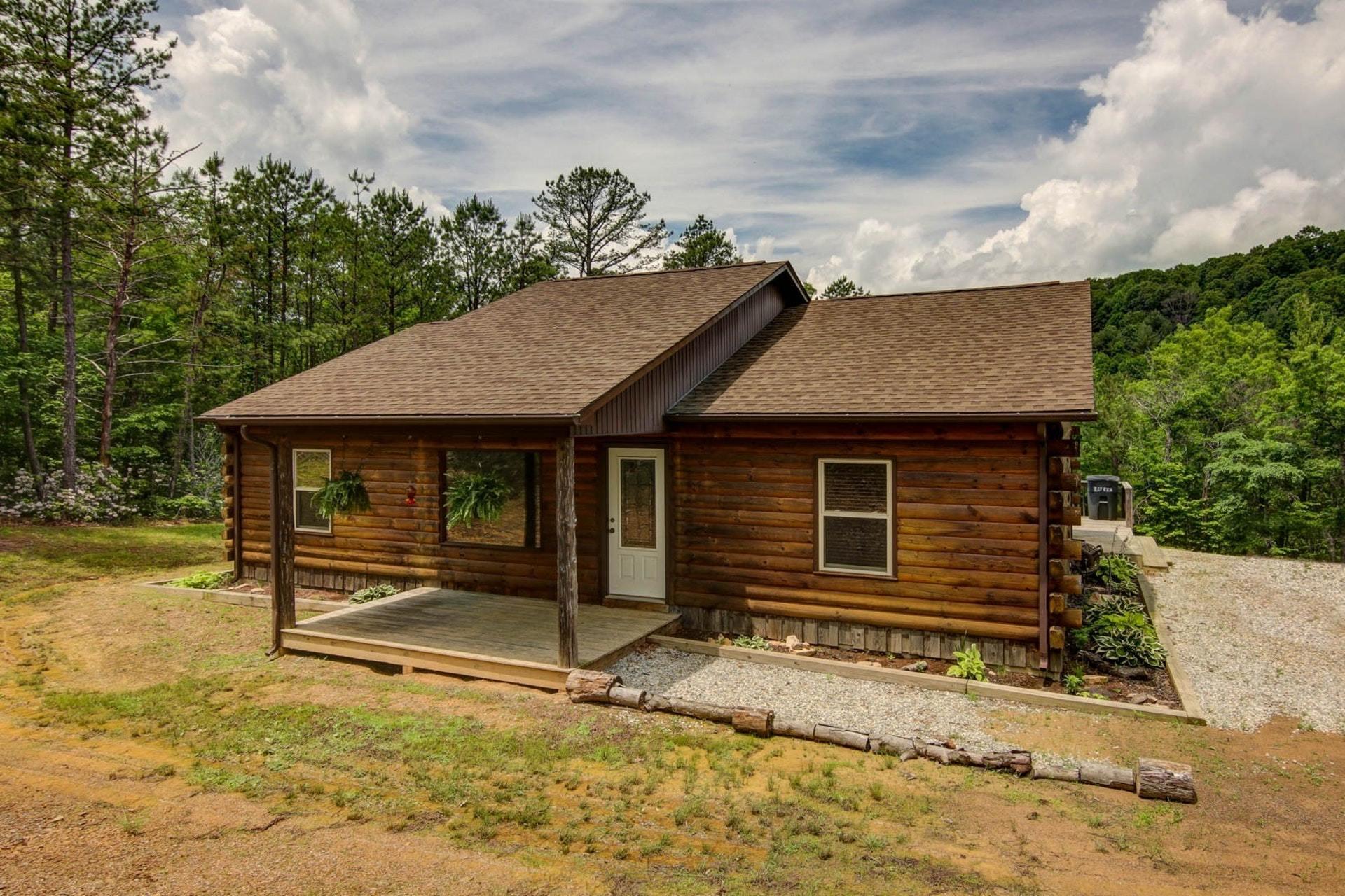 858 Mount Chestnut Road New Castle, VA 24127 - Photo 30 of 32 030-275905-0531208-61_6482562