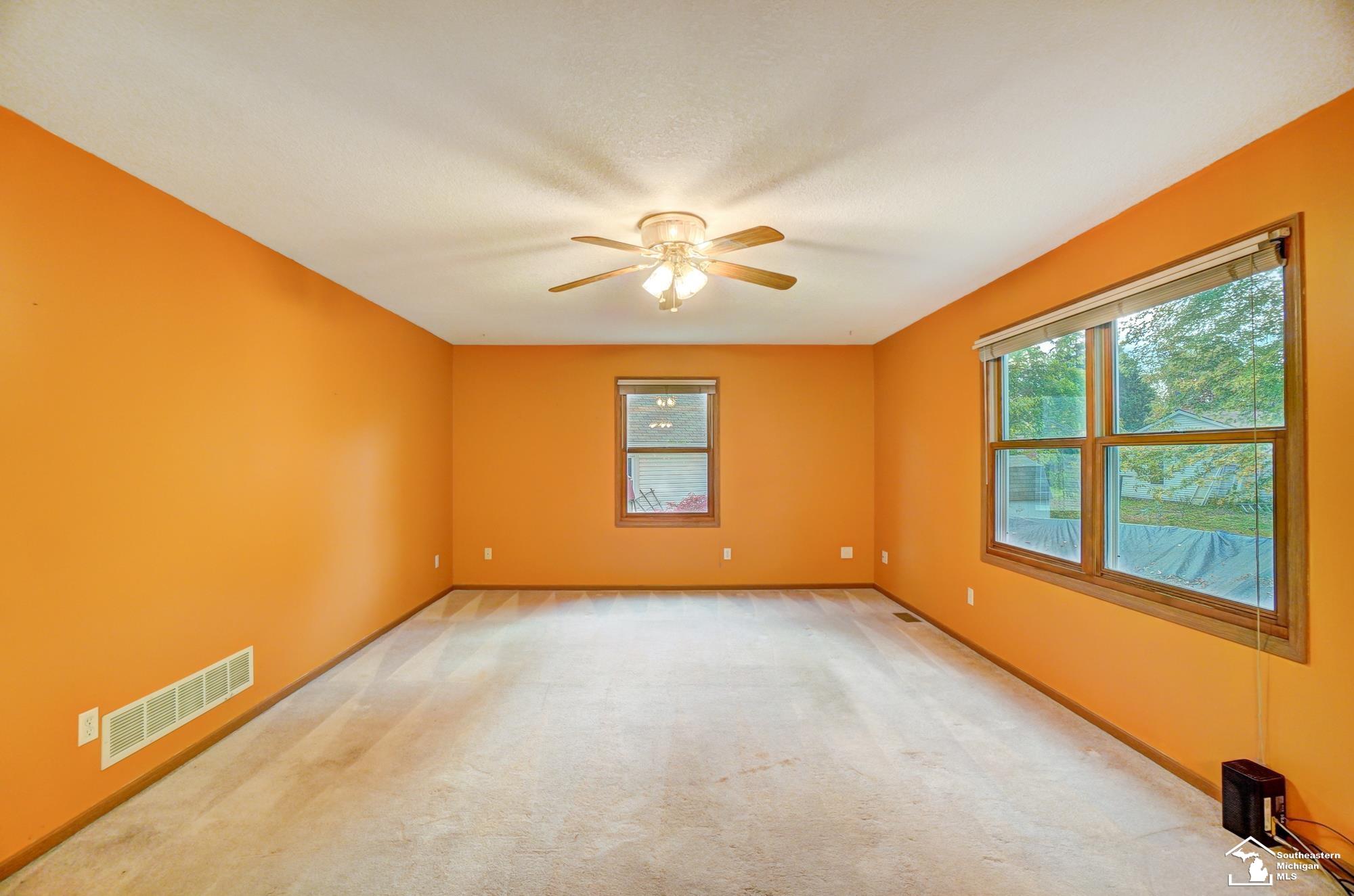 1079 West Sterns Road Temperance, MI 48182 - Photo 5 of 34 50126127-4.JPG