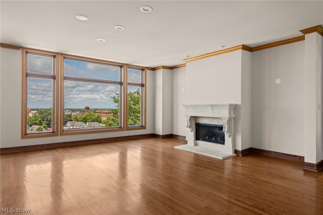 2351 Edgehill Road Cleveland, OH 44106 - Photo 12 of 30 Gallery Image 12