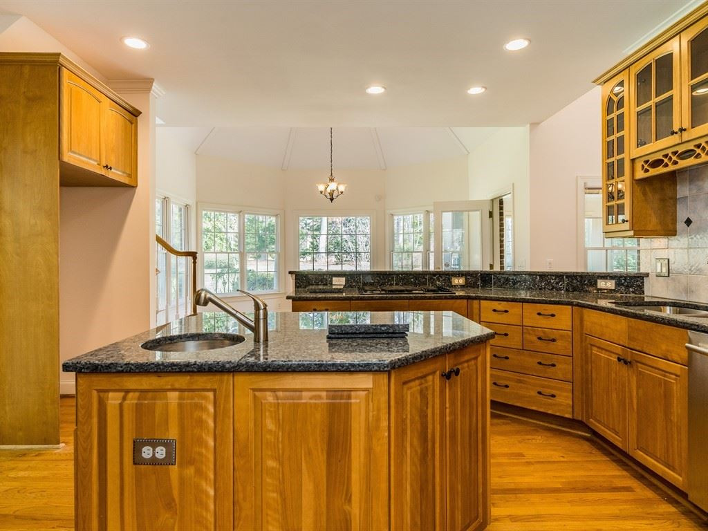 5208 Azure Lane Raleigh, NC 27613 - Photo 10 of 30 Photo 10