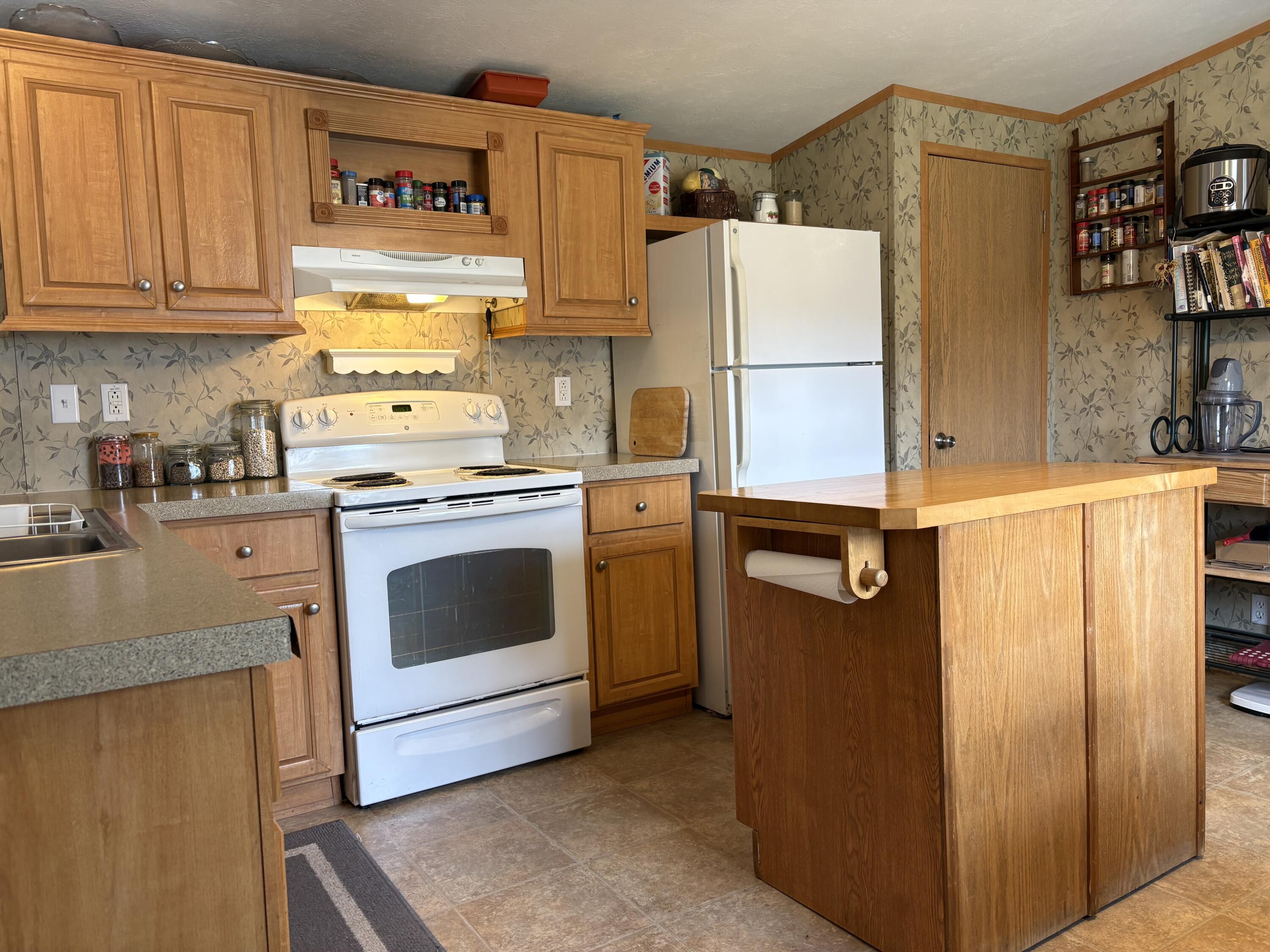 89 Littlehale Road Andover, ME 04216 - Photo 13 of 26