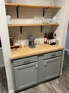 $163,000 | 9 Brandon Hall Drive, Unit B, Destrehan, LA 70047