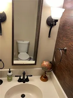 $163,000 | 9 Brandon Hall Drive, Unit B, Destrehan, LA 70047