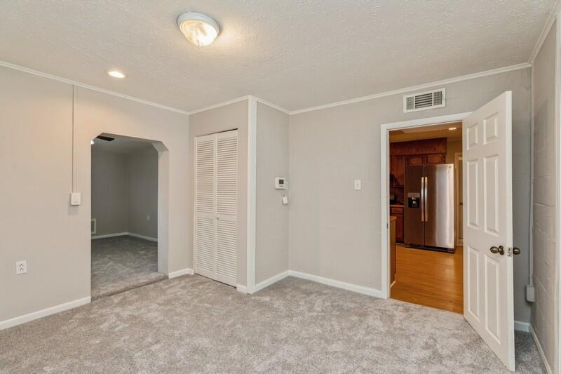 180 Harris Road Northeast Fort Walton Beach, FL 32547 - Photo 17 of 35 MASTER BR AUX