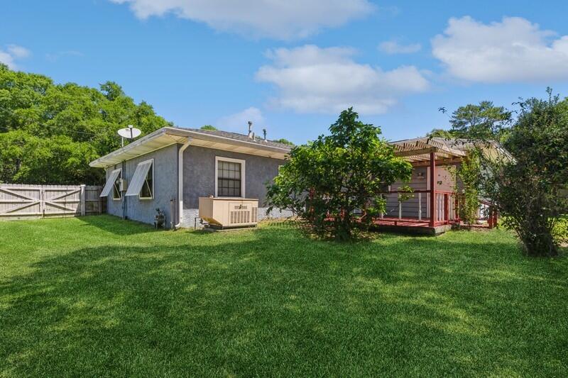 180 Harris Road Northeast Fort Walton Beach, FL 32547 - Photo 29 of 35 BACK EXTERIOR2