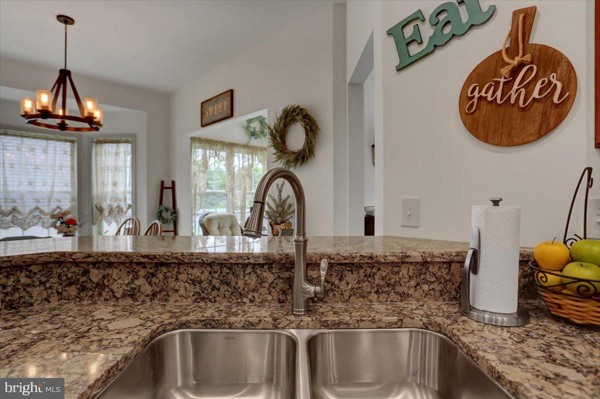 416 Castleton Drive Chambersburg, PA 17202 - Photo 15 of 44 Granite countertops