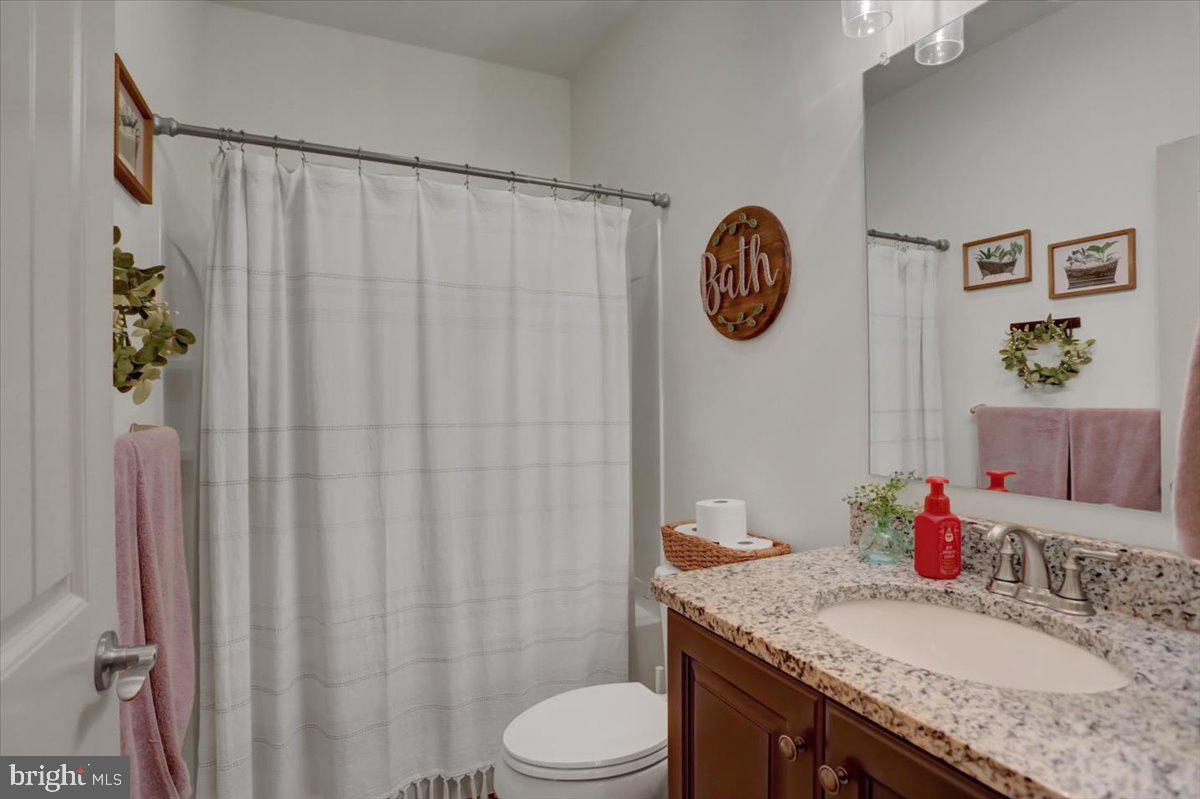 416 Castleton Drive Chambersburg, PA 17202 - Photo 25 of 44 Hall Bathroom