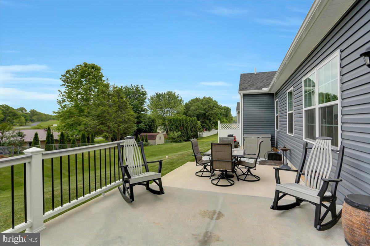 416 Castleton Drive Chambersburg, PA 17202 - Photo 39 of 44 Back Patio