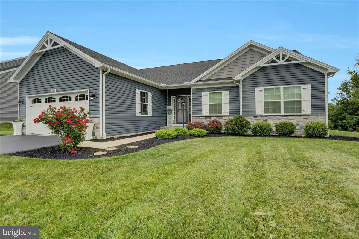 416 Castleton Drive Chambersburg, PA 17202 - Photo 4 of 44 Front View
