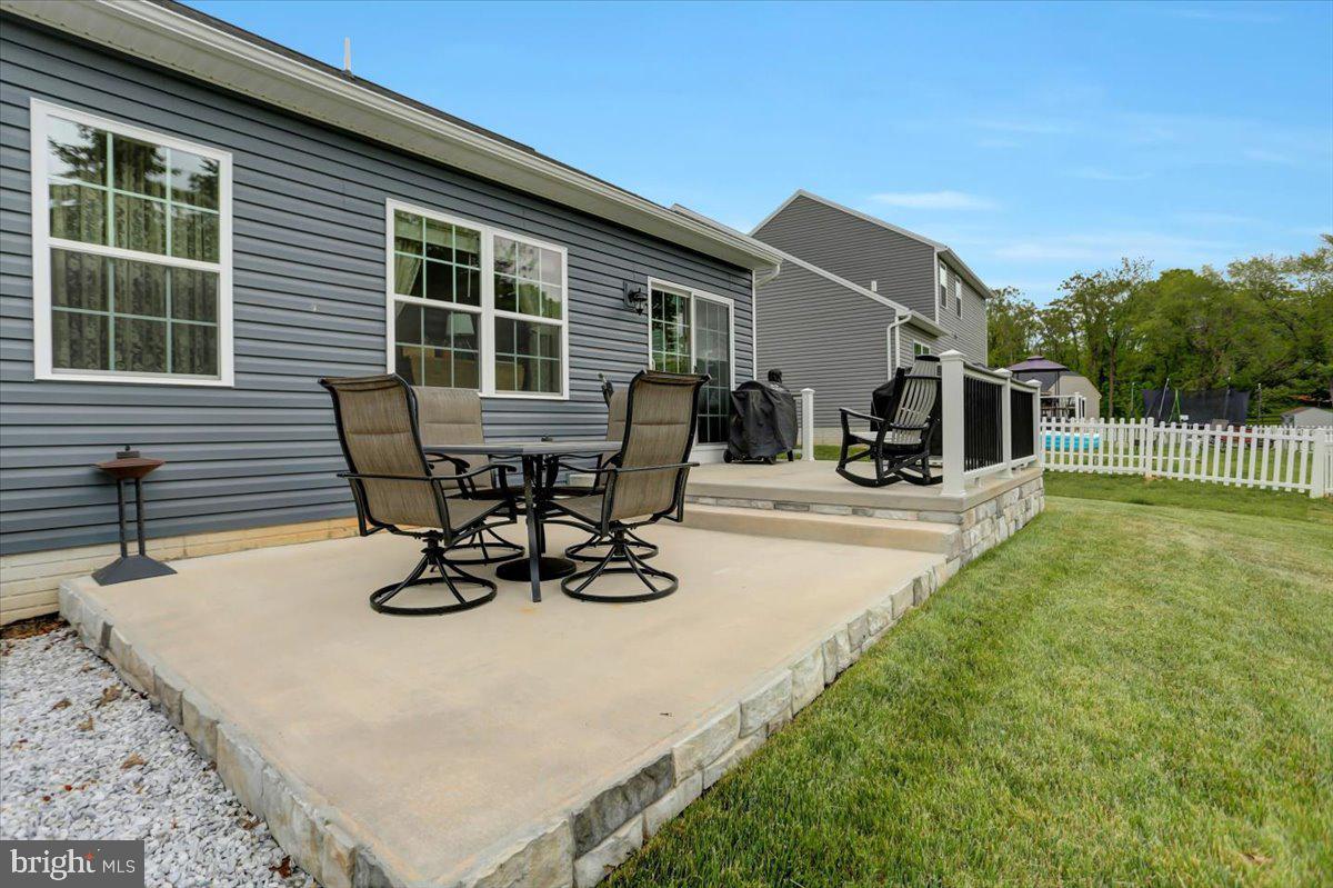 416 Castleton Drive Chambersburg, PA 17202 - Photo 41 of 44 Back Patio
