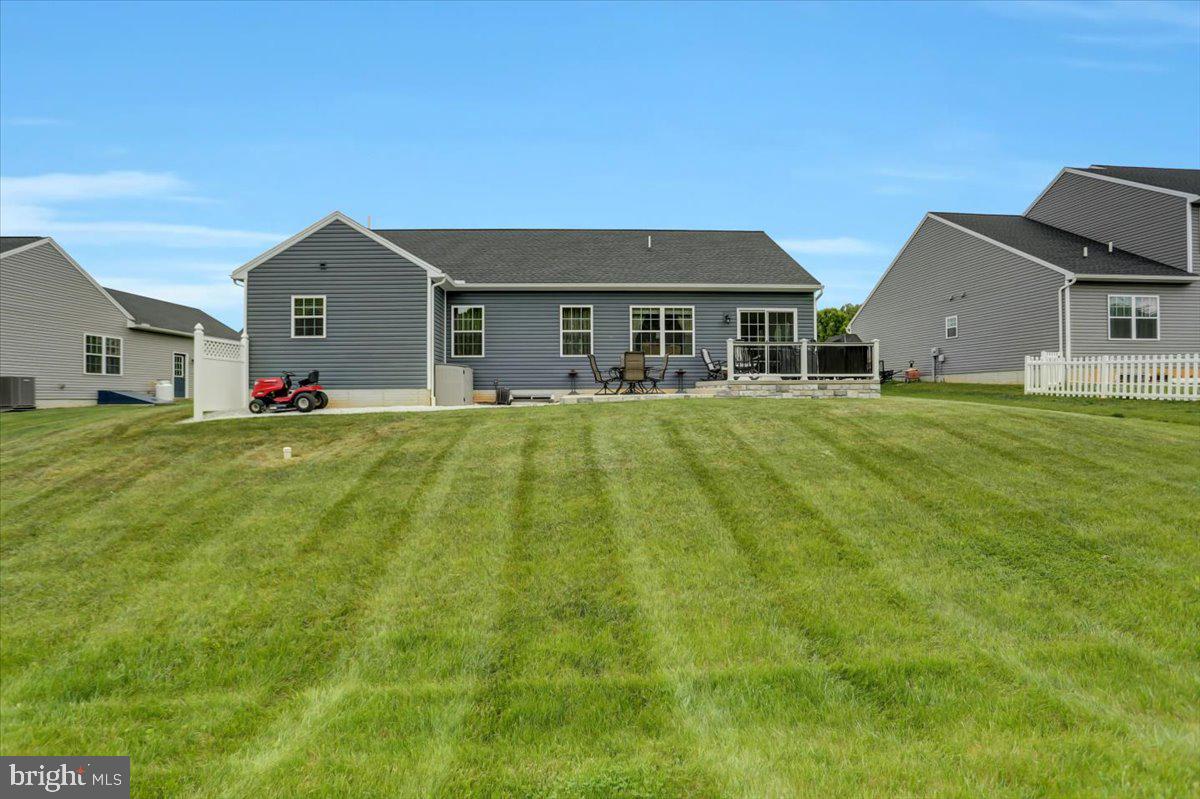 416 Castleton Drive Chambersburg, PA 17202 - Photo 42 of 44 Back yard