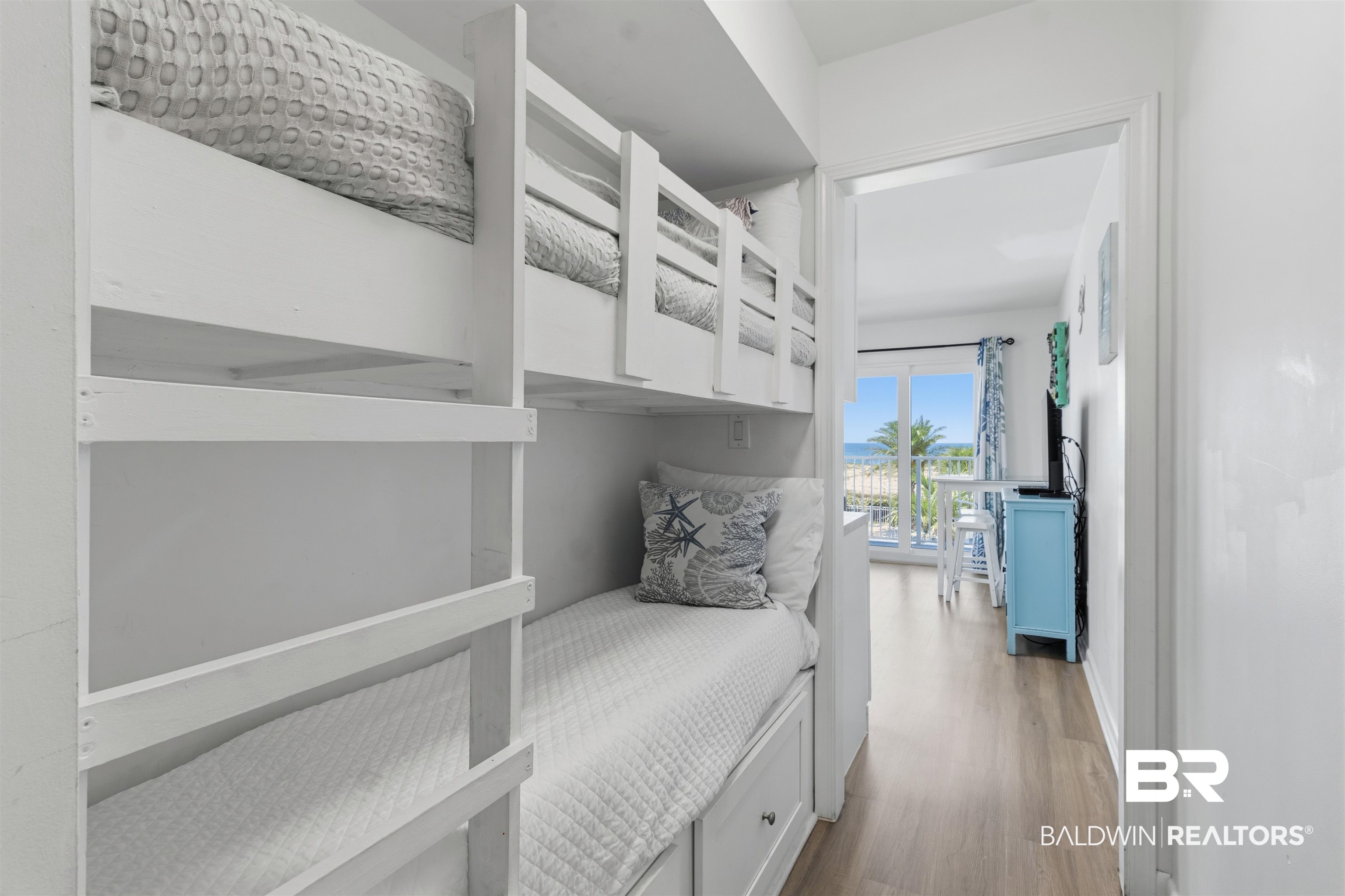 400 Plantation Road, Unit 3201 Gulf Shores, AL 36542 - Photo 10 of 35 Hall Bunks for Additional Sleep Space. Custom Mattresses, Ladder & Rail.