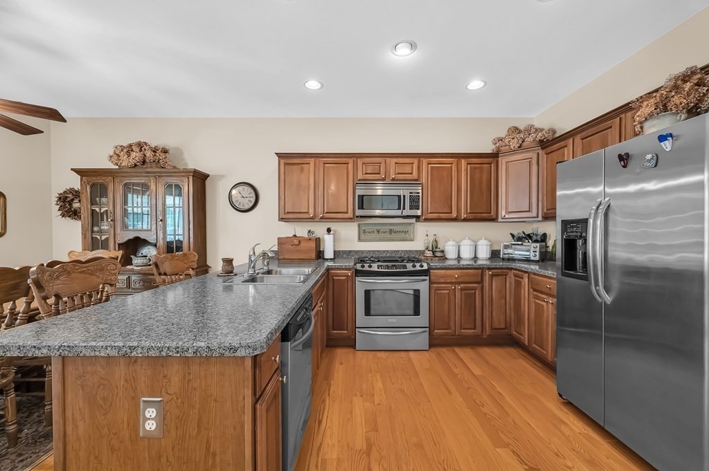 103 Tall Pines Road, Unit 103 Hampden, MA 01036 - Photo 5 of 32 Gallery Image 5