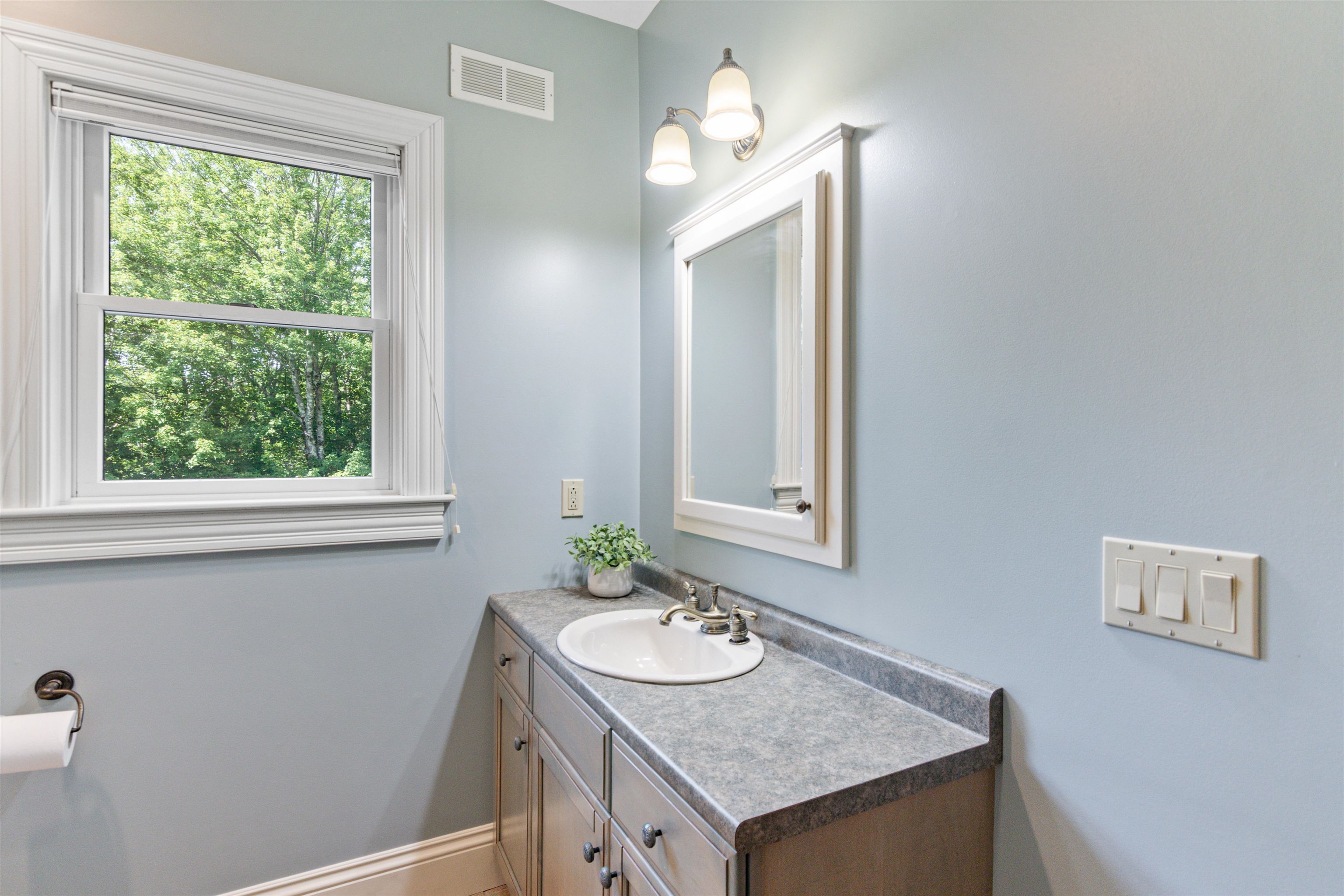 299 Robbins Mountain Road Richmond, VT 05477 - Photo 44 of 60 Gallery Image 44