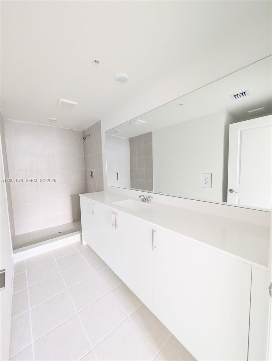 12476 Southwest 248th Street, Unit 5 Homestead, FL 33032 - Photo 8 of 10 a view of an empty room