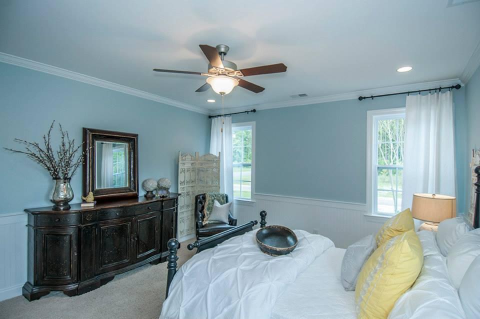557 Pendleton Drive Moncks Corner, SC 29461 - Photo 8 of 32 46996_607687989262915_1969735388_n