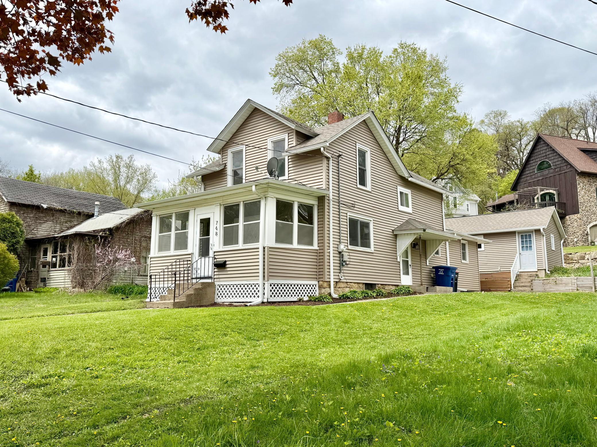 748 West Avenue Red Wing, MN 55066 - Photo 4 of 34