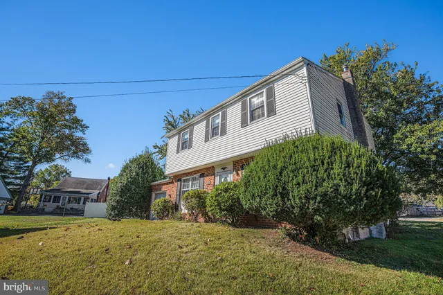 $449,900 | 142 Orchard Lane, Hatfield, PA 19440