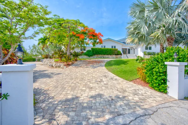 $5,595,000 | 114 Calle Ensueno, Marathon, FL 33050
