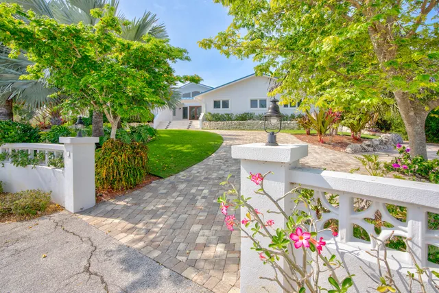 $5,995,000 | 114 Calle Ensueno, Marathon, FL 33050