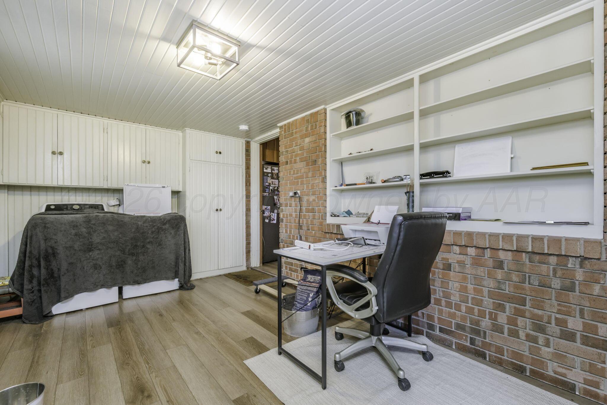 3228 South Travis Street Amarillo, TX 79109 - Photo 16 of 22 3228 S Travis 11