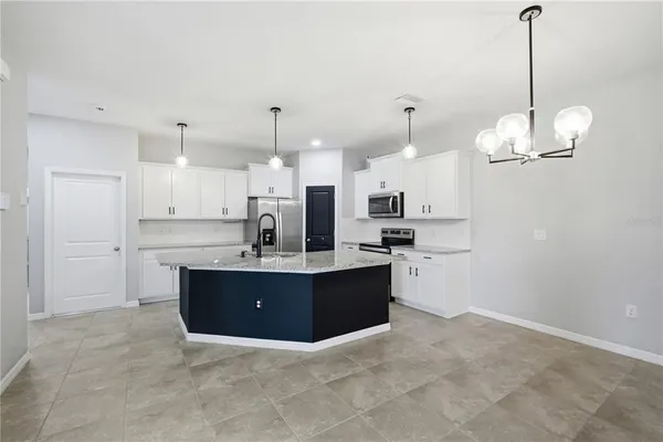 $2,250 | 7796 Stonebrook Circle, Wesley Chapel, FL 33545