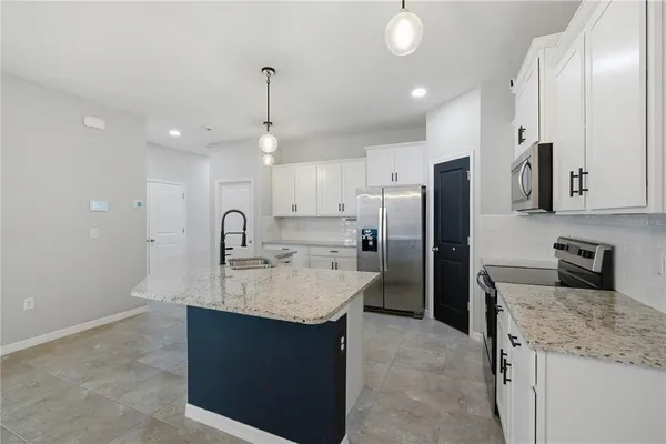 $2,250 | 7796 Stonebrook Circle, Wesley Chapel, FL 33545