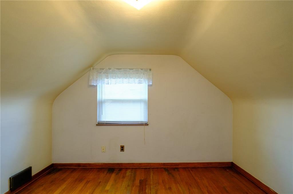 3681 Oakleaf Road Pittsburgh, PA 15227 - Photo 18 of 25 Gallery Image 18