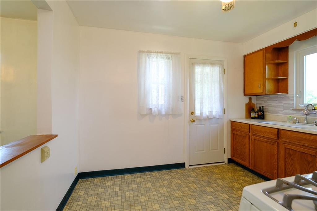 3681 Oakleaf Road Pittsburgh, PA 15227 - Photo 8 of 25 Gallery Image 8