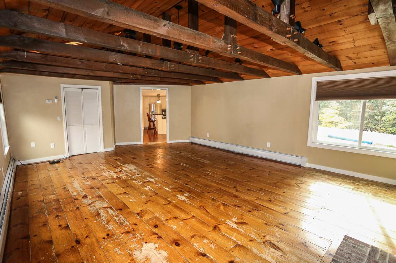 37 Hemlock Street Rochester, NH 03867 - Photo 15 of 38