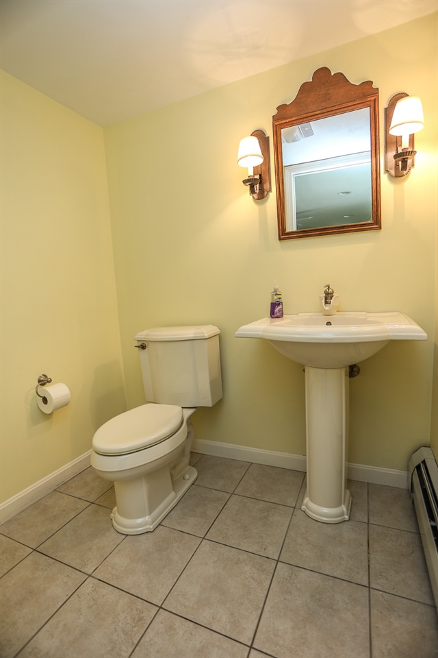 37 Hemlock Street Rochester, NH 03867 - Photo 28 of 38