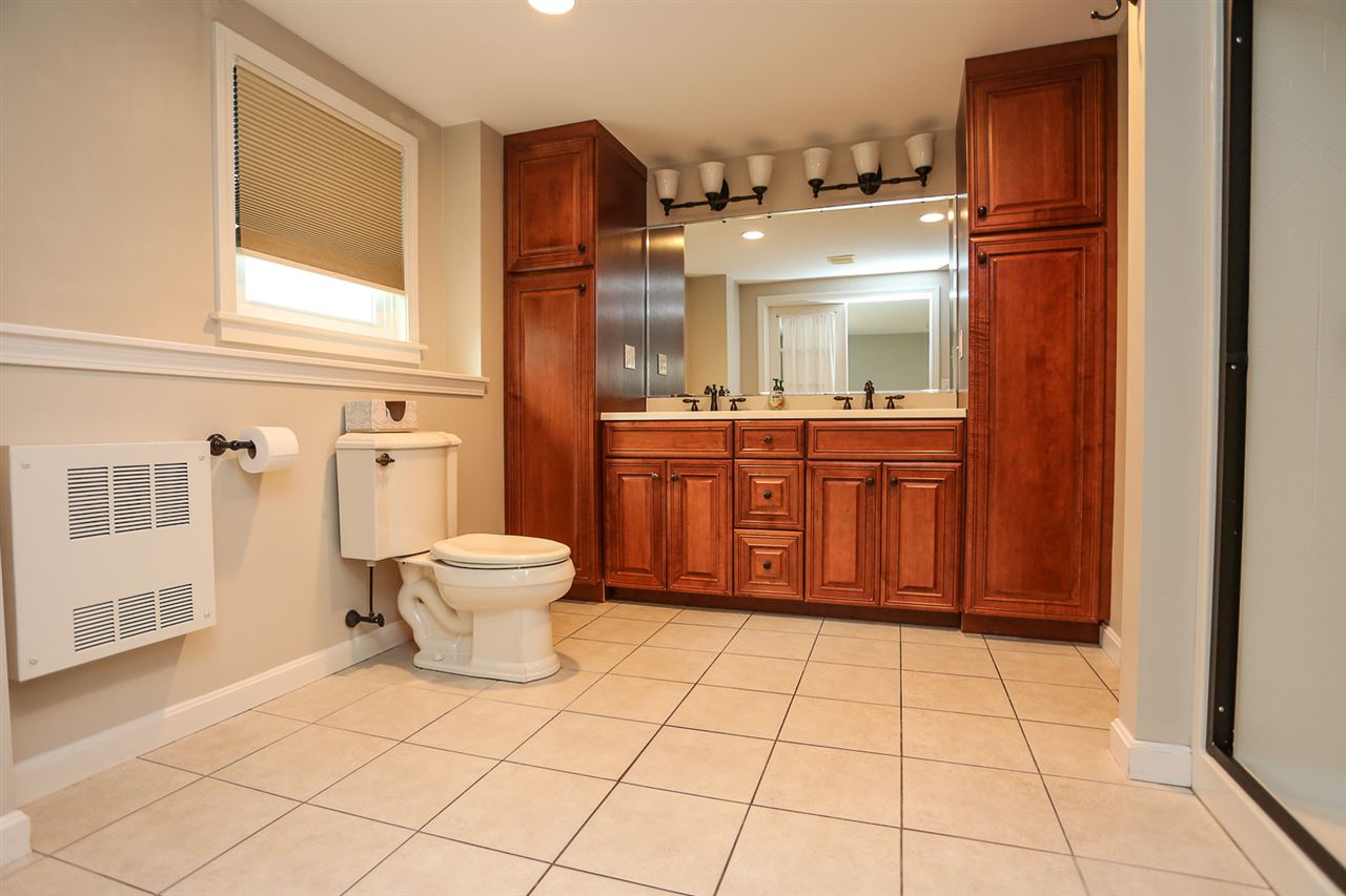 37 Hemlock Street Rochester, NH 03867 - Photo 33 of 38