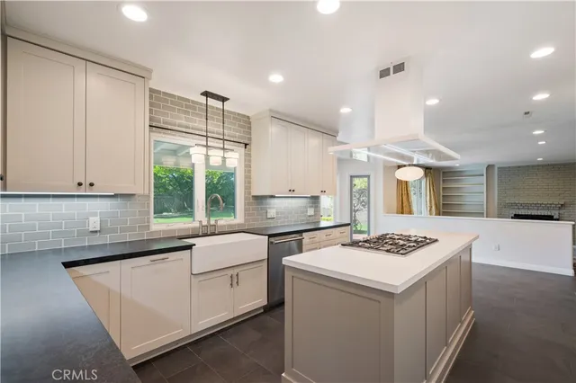 $11,900 | 30 Misty Acres Road, Rolling Hills Estates, CA 90274