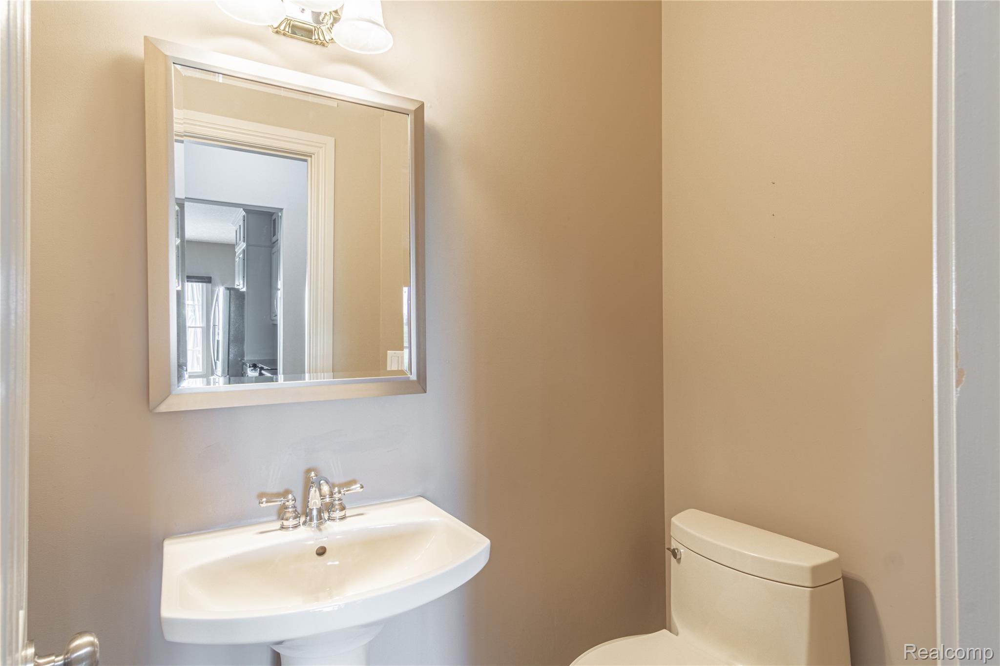 9066 Copper Ridge Circle Davison, MI 48423 - Photo 28 of 51 Interiors (47 of 71).jpg