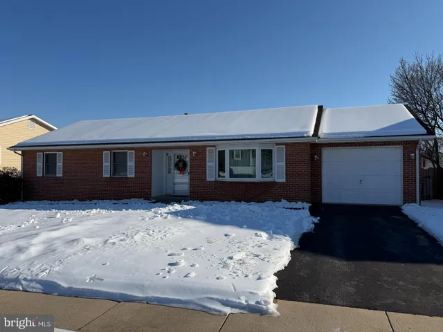 $309,000 | 1109 West Irvin Avenue, Hagerstown, MD 21742