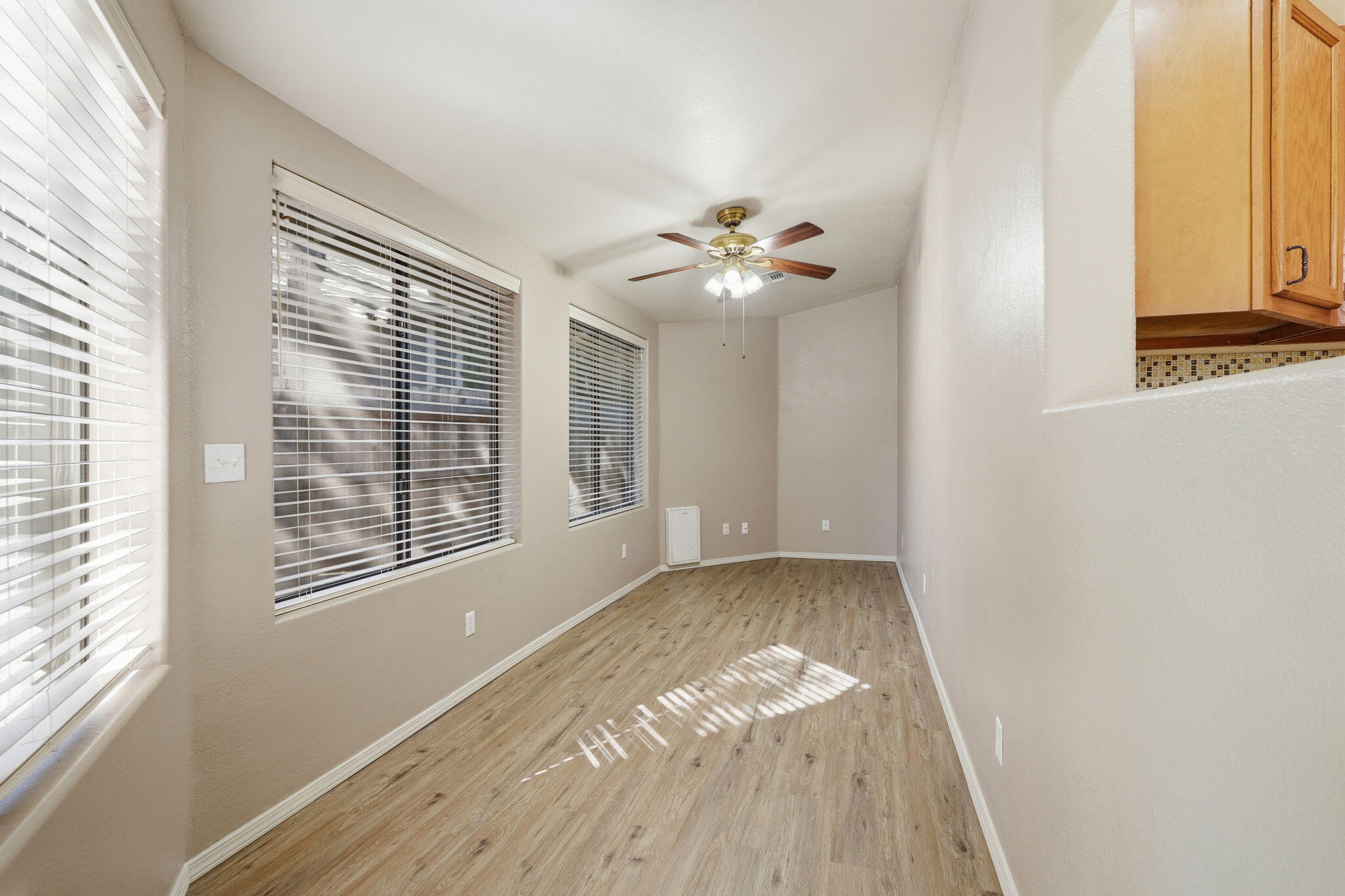 310 North Trailwood Road Payson, AZ 85541 - Photo 19 of 55 a view of an empty room with a window