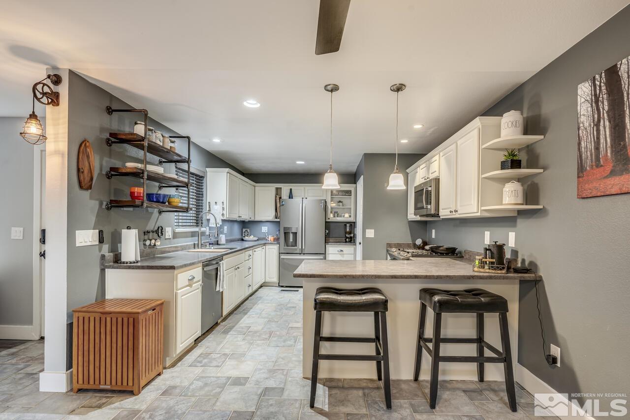 3955 Kings Row Reno, NV 89503 - Photo 7 of 40 Photo 7