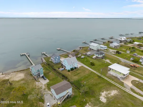 $799,000 | 117 Sandfiddler Lane, Harkers Island, NC 28531