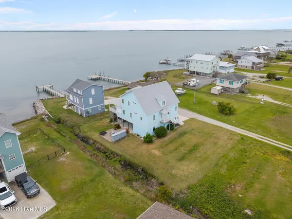 $799,000 | 117 Sandfiddler Lane, Harkers Island, NC 28531