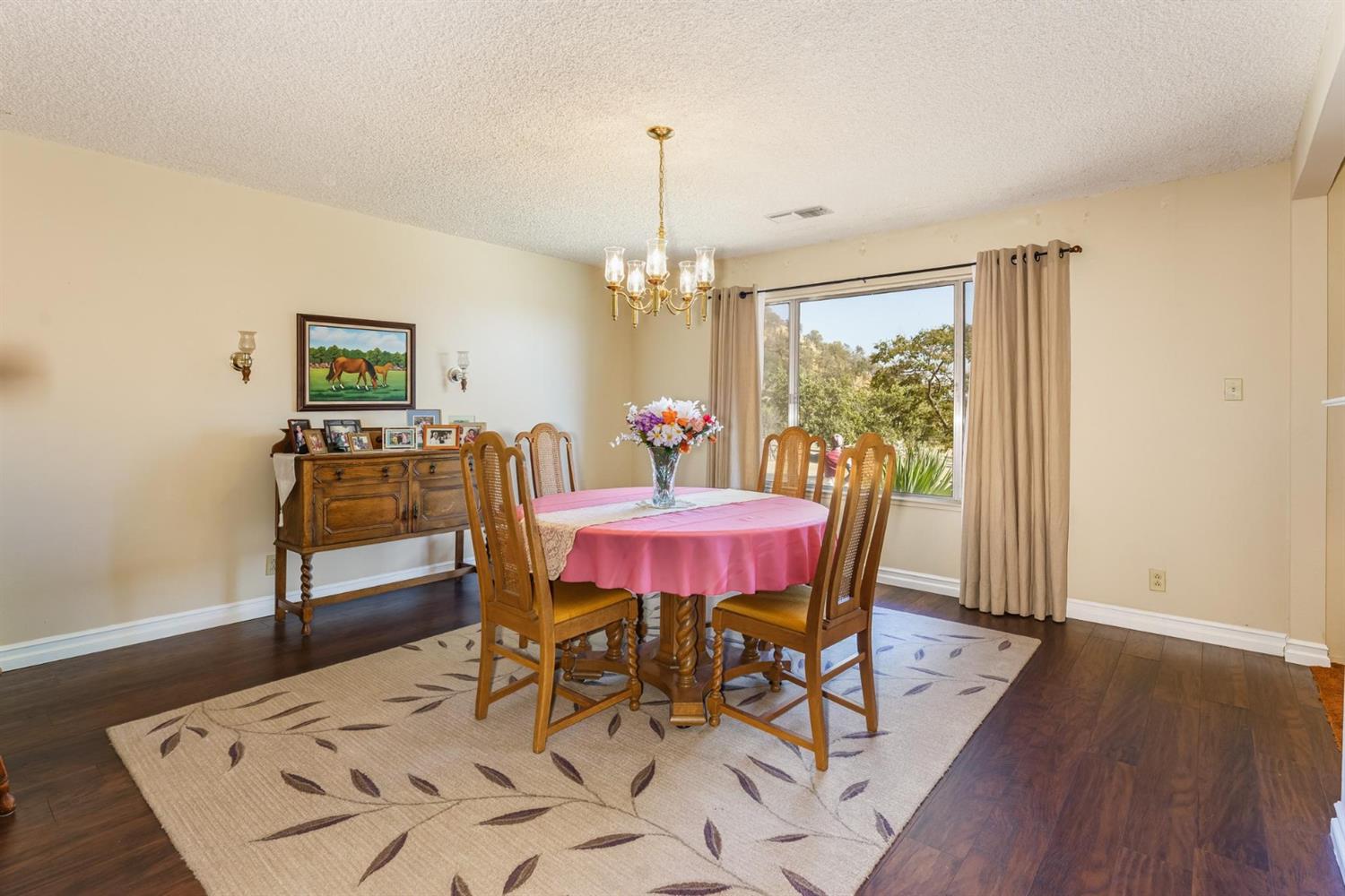 35467 Wells Road Coarsegold, CA 93614 - Photo 11 of 48 Gallery Image 11
