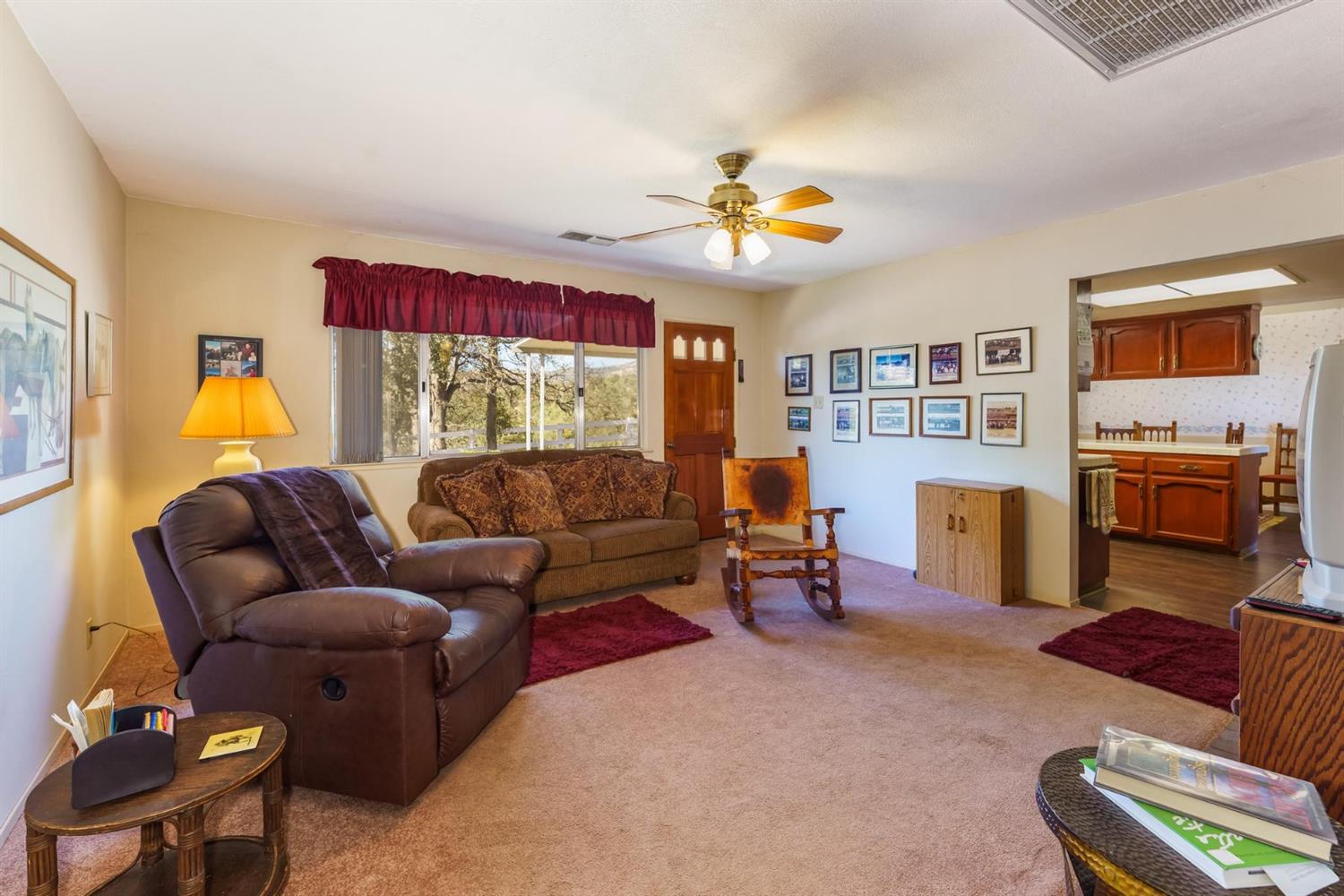 35467 Wells Road Coarsegold, CA 93614 - Photo 19 of 48 Gallery Image 19